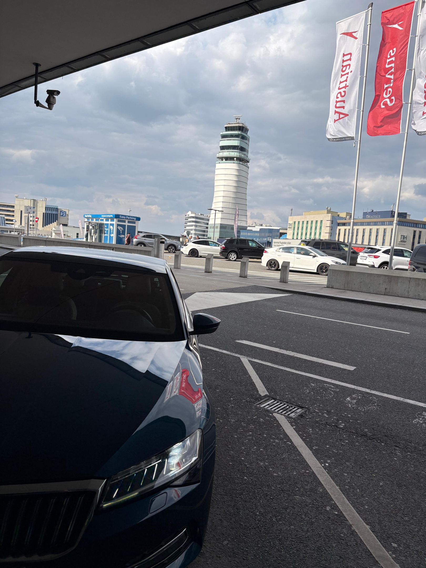 Mercedes V class on Vienna airport