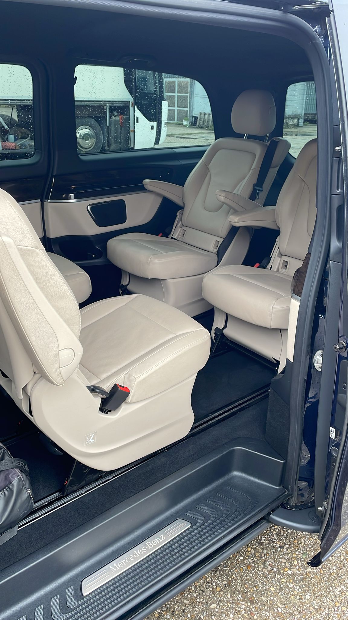 Explore central europe with daytrip ride JETLIMO